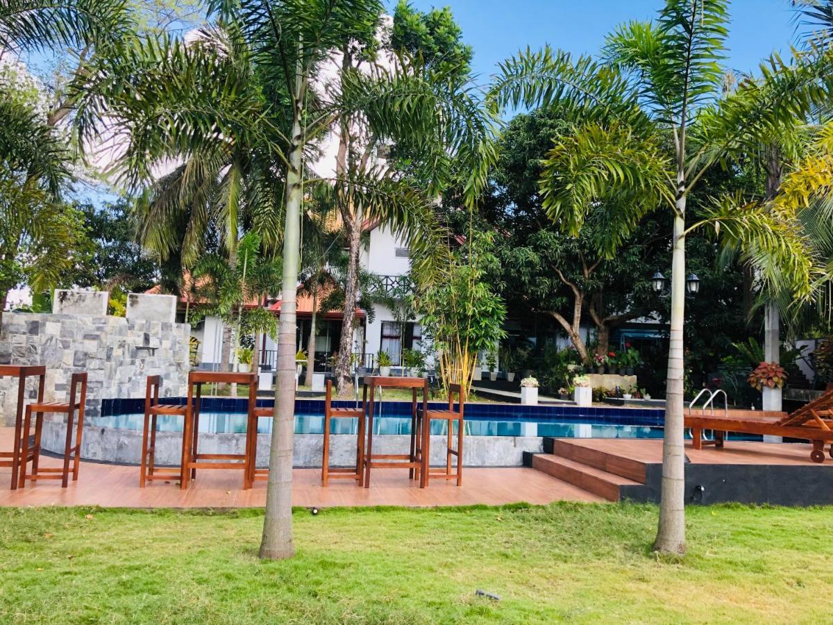 White Land City Hotel Dambulla Eksteriør bilde