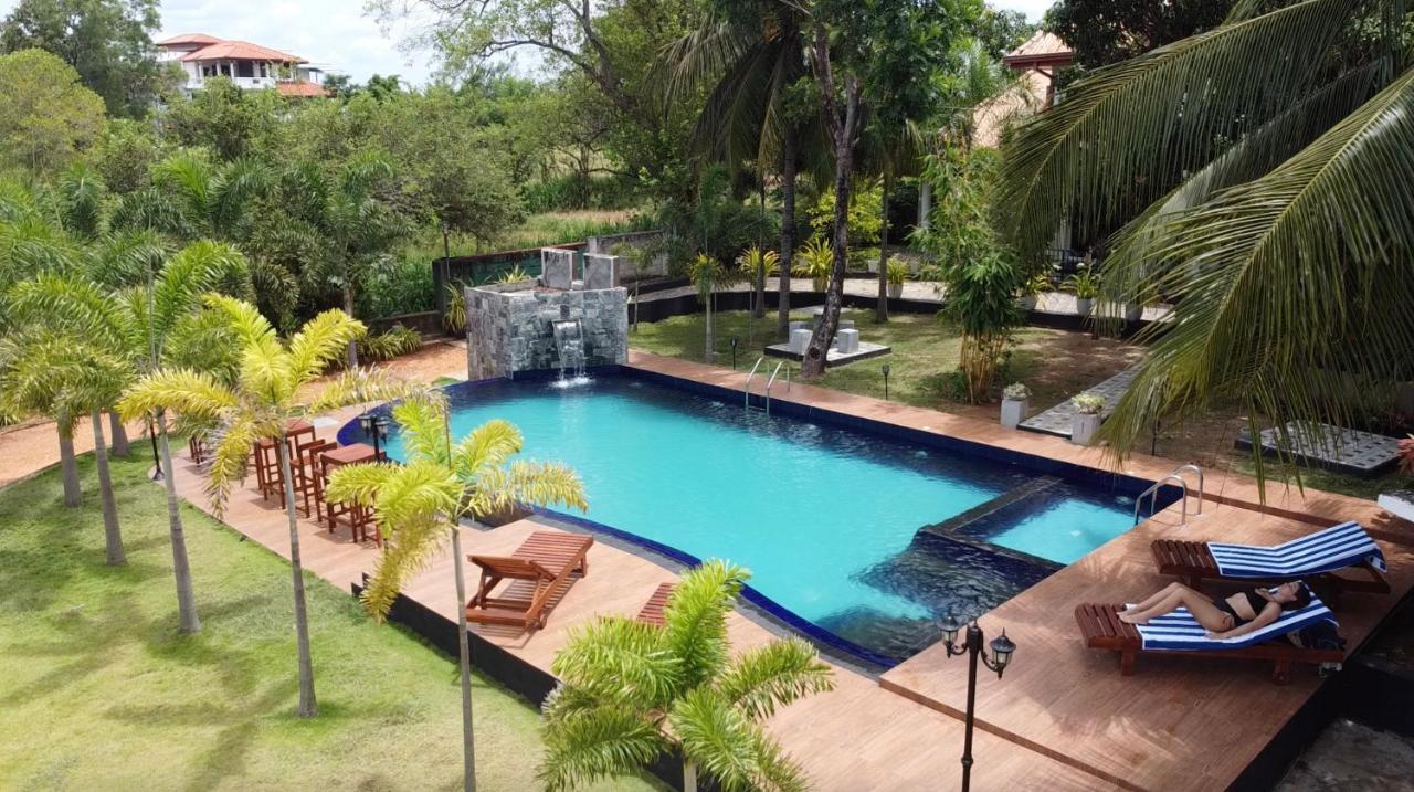 White Land City Hotel Dambulla Eksteriør bilde