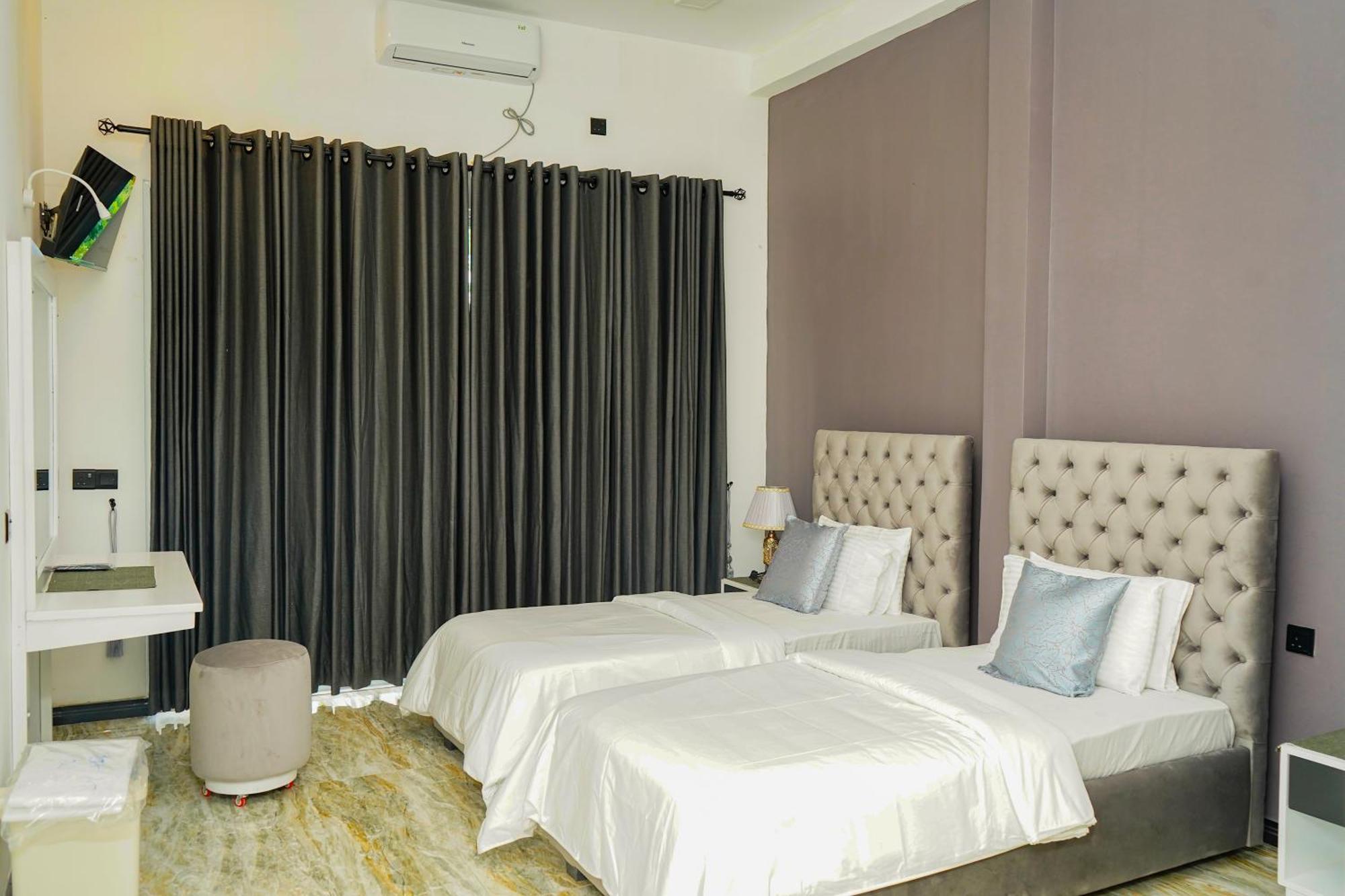 White Land City Hotel Dambulla Eksteriør bilde